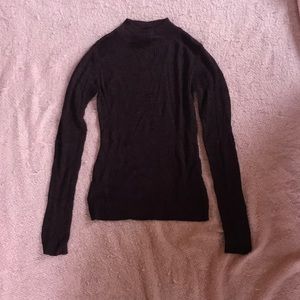 Junior’s X-Small Burgundy Mock Turtleneck